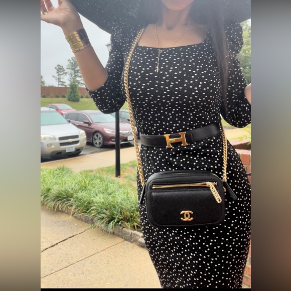 CHANEL Chain Caviar Shoulder Bag with CC Coco matelasse logo - Picture 11 of 11